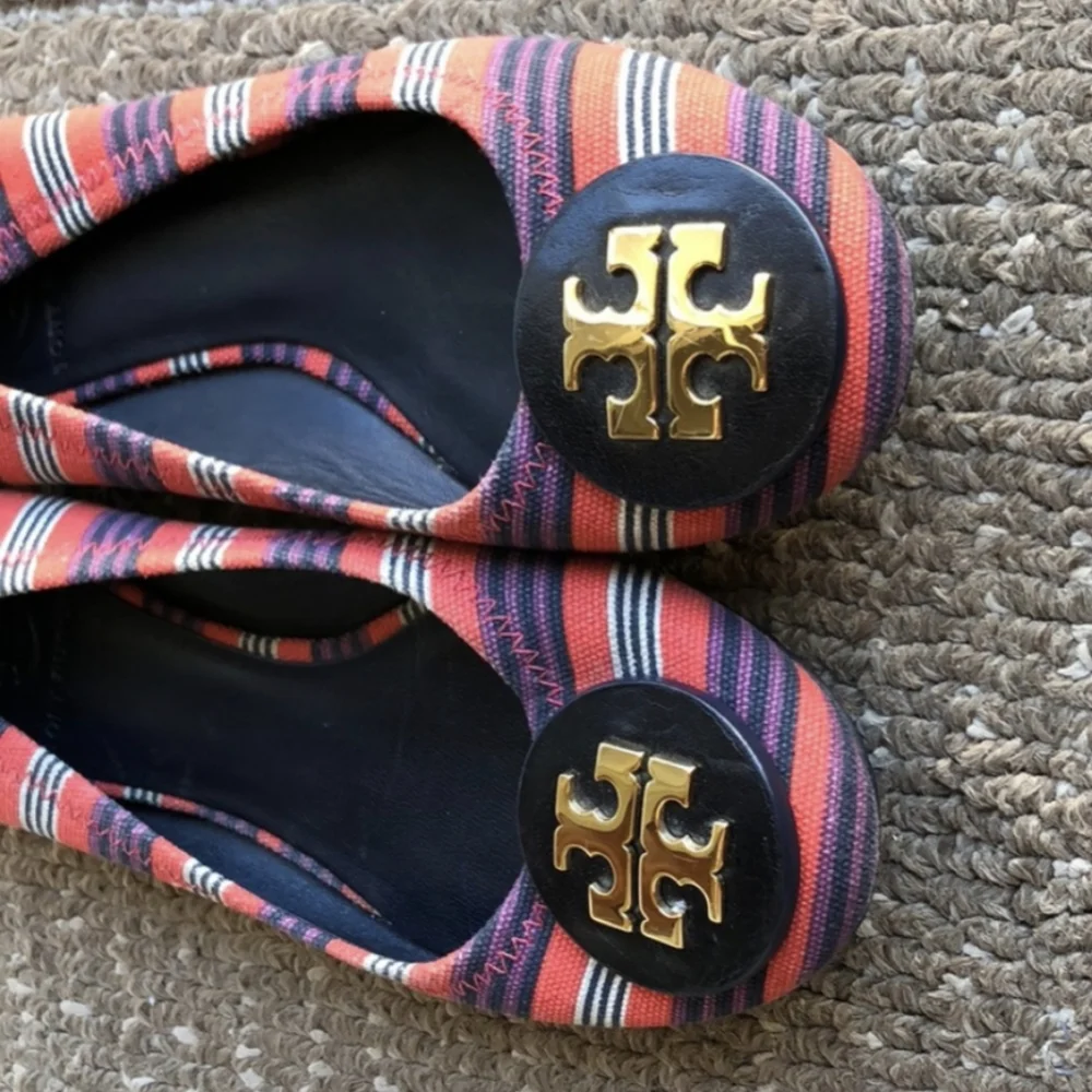 Tory Burch Logo Stripe Ballet Flats 5.5